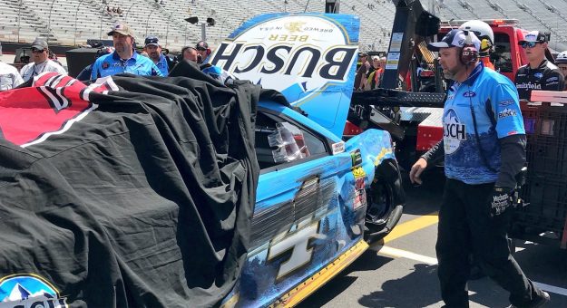 Visit Harvick to Backup Car at Bristol page