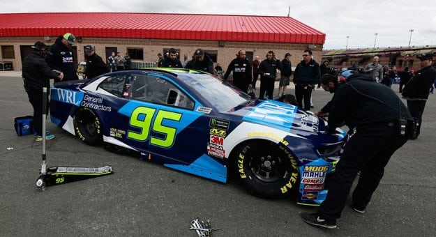 Visit Crew Chief Change for Kahne page