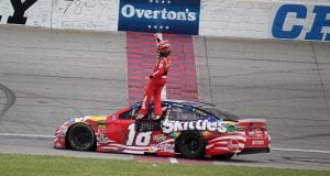 Kyle Busch Wins at Chicagoland