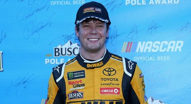 Visit Jones Wins Las Vegas Pole page