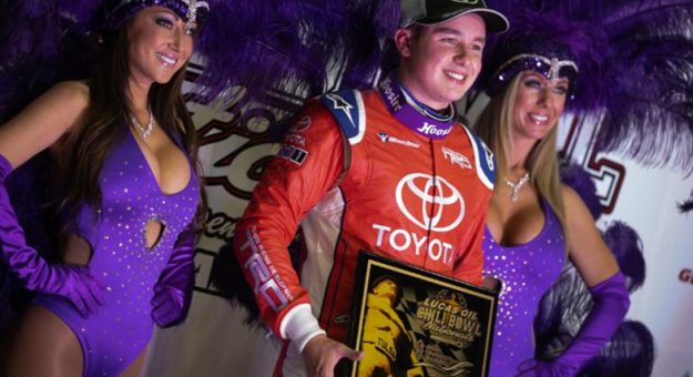 Visit Bell Wins Night 4 at Chili Bowl page