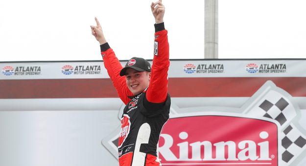 Visit Bell Dominates at Atlanta page