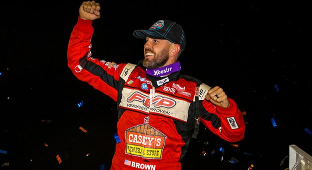 Visit Brown Dominates Outlaws Field at Knoxville page