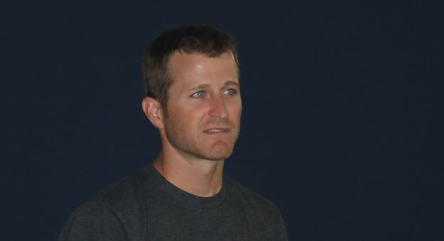 Visit Kahne, Larson Racing at Knoxville page