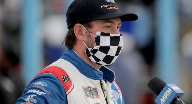Visit Briscoe Sets Sights on Chili Bowl page