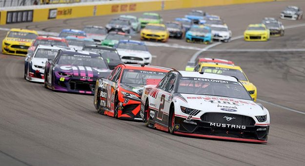 Visit Keselowski nabs pole for Phoenix page