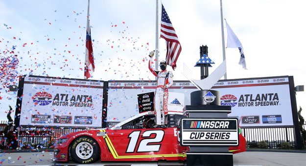 Visit Atlanta Checkered Flags, Black Flags page