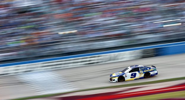 Visit No. 9 car of Chase Elliott disqualified page