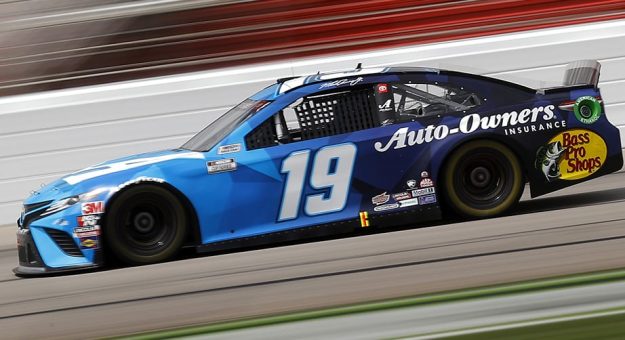 Visit JGR: Truex Jr. to start at rear at Atlanta page