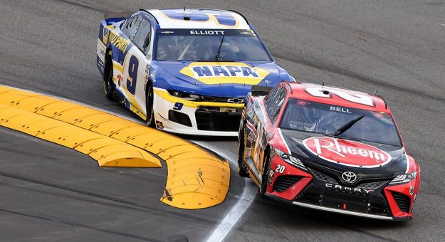 Visit Crew chiefs for Nos. 9, 20 ejected page