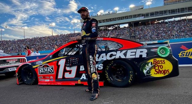 Visit JGR teammates fall short of winning title page