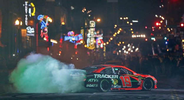 Visit Champion’s Week back in Nashville page