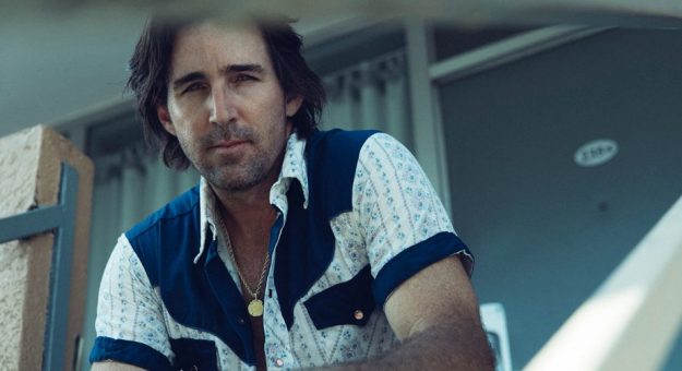 Visit Jake Owen to perform at NASCAR Awards page