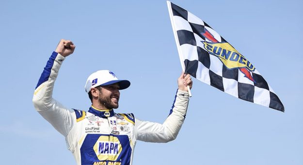 Visit 2021 season in review: Chase Elliott page