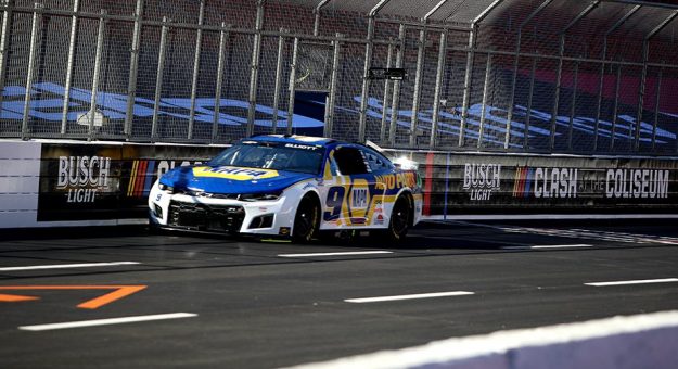 Visit Elliott leads practice at the Coliseum page