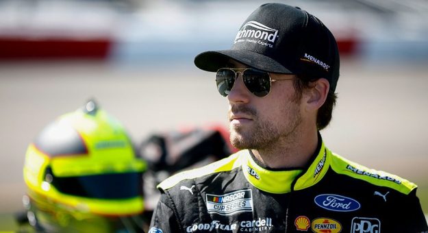 Visit Blaney races to Busch Light Pole Award at Richmond page