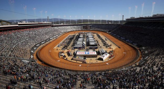 Visit What to Watch: 2022 Bristol Dirt Race page