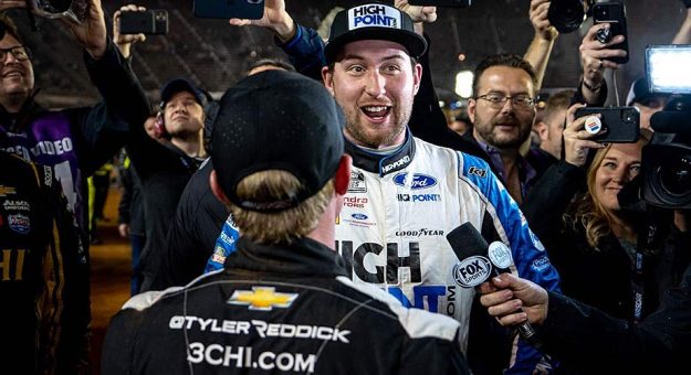 Visit Briscoe, Reddick shake hands after run-in page