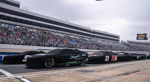 Visit Rain showers push Cup Series race at Dover to Monday finish page