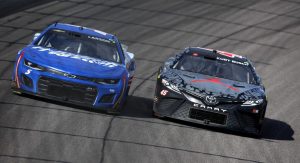 Kylelarson Kurtbusch Kansas.jpg