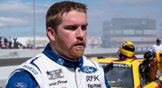 Visit Buescher battles back for second place page