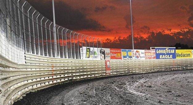 Visit Truck Series race procedures for Knoxville page