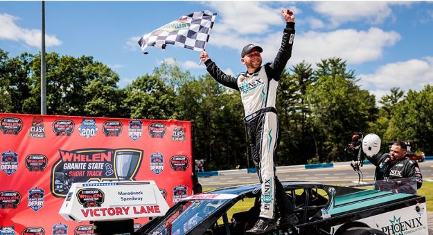 Visit Justin Bonsignore wins at the Dog 200 page