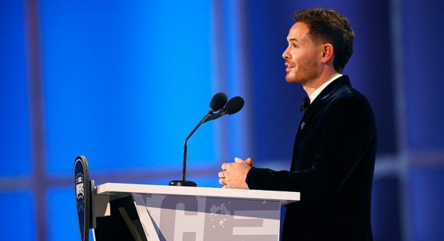 Visit Larson wins ESPYS’ Best Driver Award page