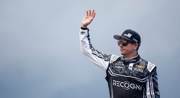 Visit Räikkönen’s Cup Series debut ends in crash page