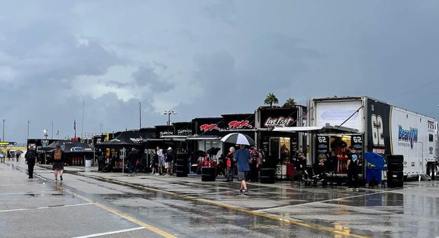 Visit Rain postpones Cup Series regular-season finale at Daytona until Sunday page