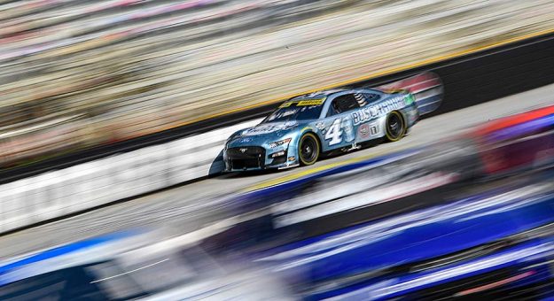 Visit Stewart-Haas Racing No. 4 team drops appeal page