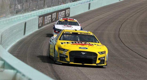 Visit Playoff pressure on full display at Homestead-Miami page