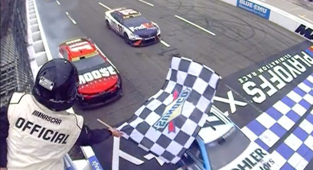 Visit Chastain advances with video-game move page