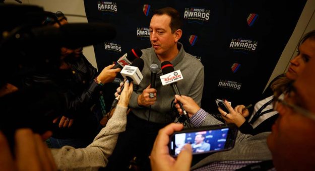 Visit Kyle Busch aims to follow Brady-Manning example, add to legacy in transition to RCR page