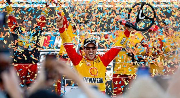 Visit Joey Logano 2022 season in review page