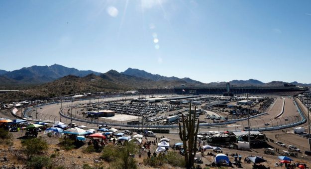 Visit Phoenix 101: Journey to the desert oasis page