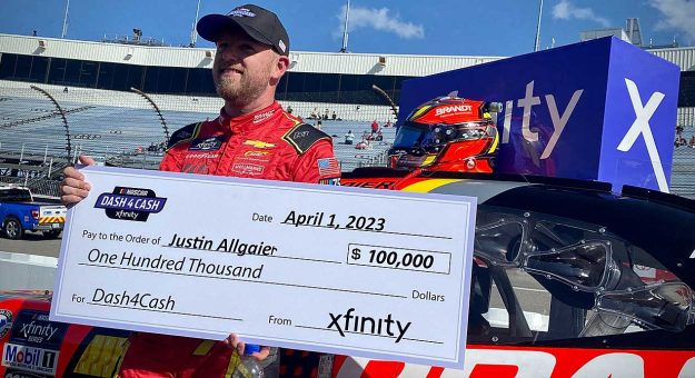 Visit Allgaier hangs on for Dash 4 Cash win page