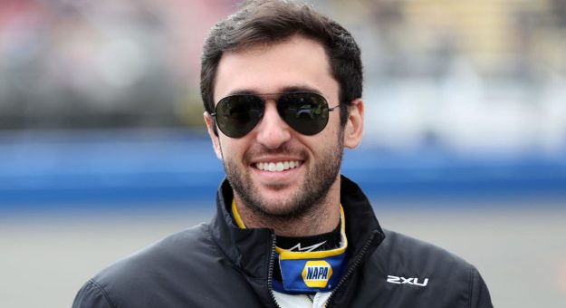 Visit Elliott to return to action at Martinsville page