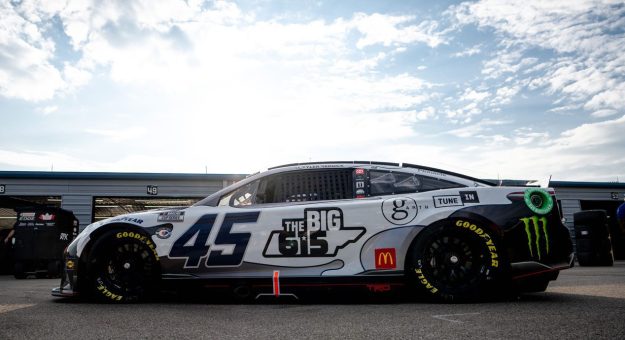 Visit Reddick tops Nashville Cup practice page