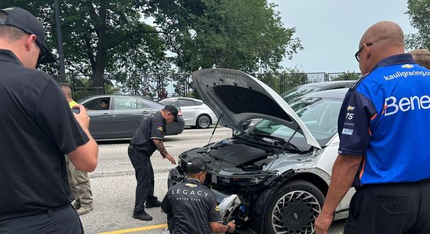 Visit NASCAR crew members help following Chicago wreck page