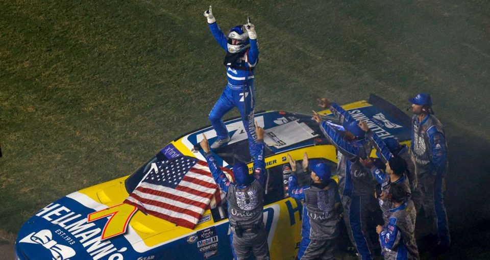 Justin Allgaier wins Xfinity race at Daytona in OT photo finish