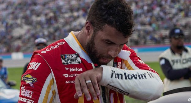 Visit Wallace, Larson fail to claim Texas victory page