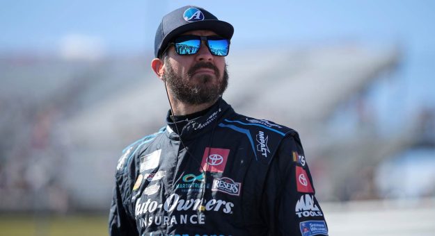 Visit Fantasy: Truex a must-start at Martinsville page