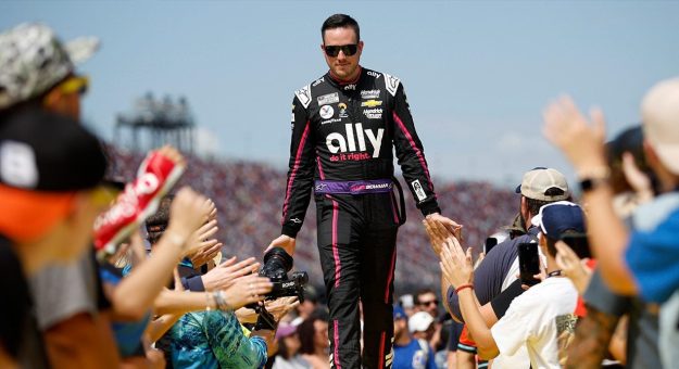 Visit Alex Bowman 2023 season in review page