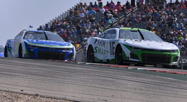 Visit Trackhouse, Kaulig swap crew chiefs page