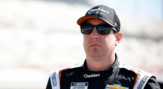 Visit No. 8 RCR team makes crew change page