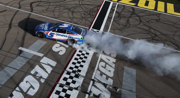 Visit Hendrick rings a bell in Las Vegas page