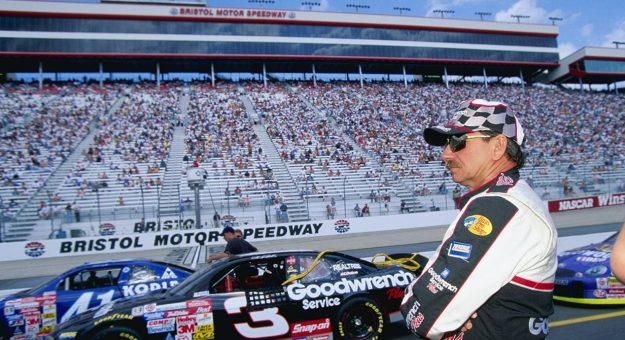 Visit 10-lap dash at Bristol – Kyle Busch vs. Dale Earnhardt page