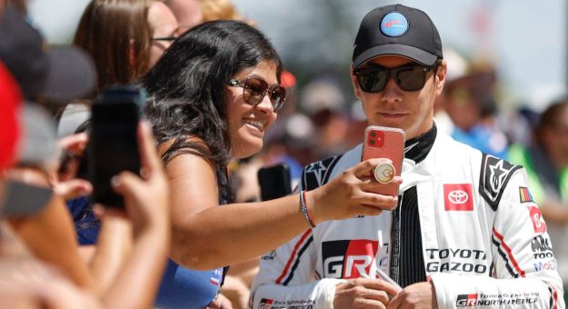 Visit Kobayashi returns to 23XI at COTA page
