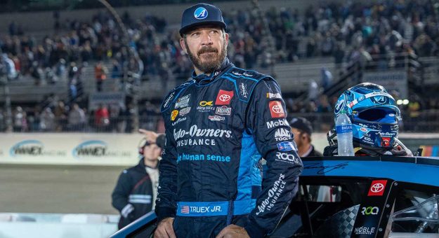 Visit Truex, Larson discuss Richmond page